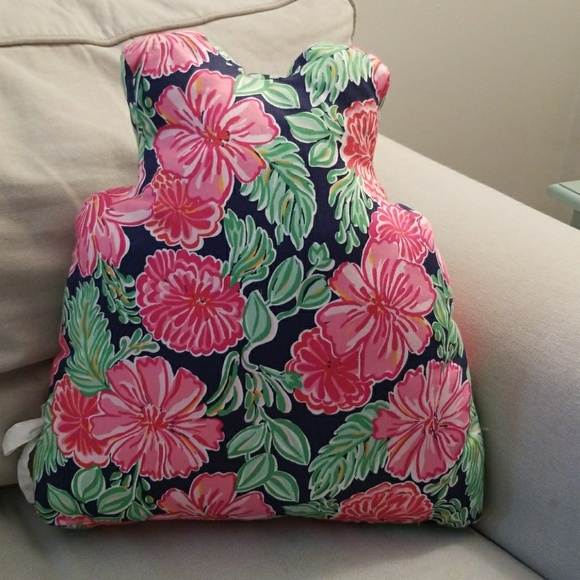 Lilly Pulitzer Shift Pillow - Picture 4 of 4